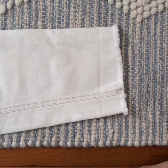 White dynamite Denim - Picture 4 of 4